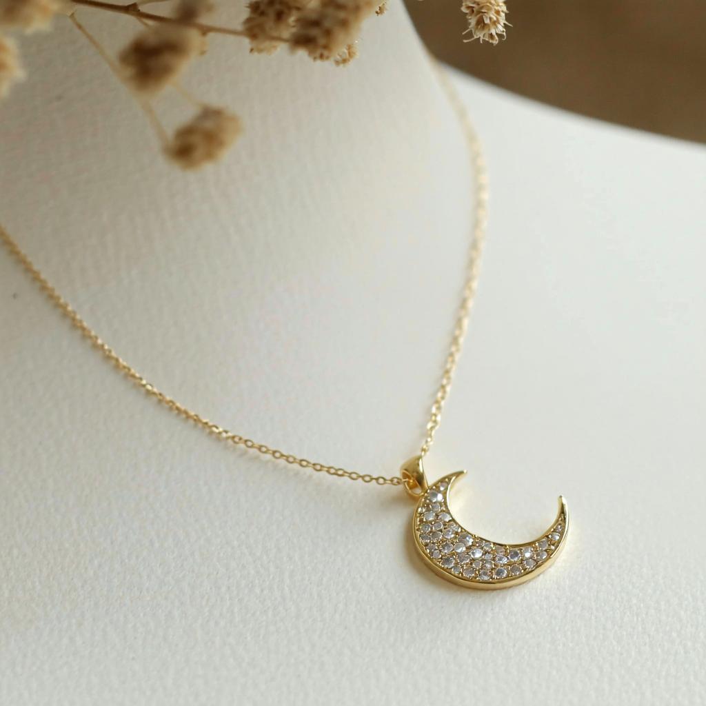 Finding the perfect Crescent Moon Pendant